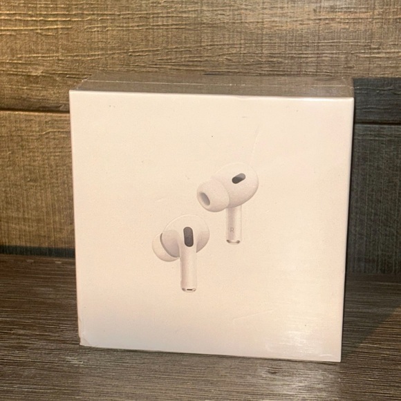 Apple AirPods Pro in White